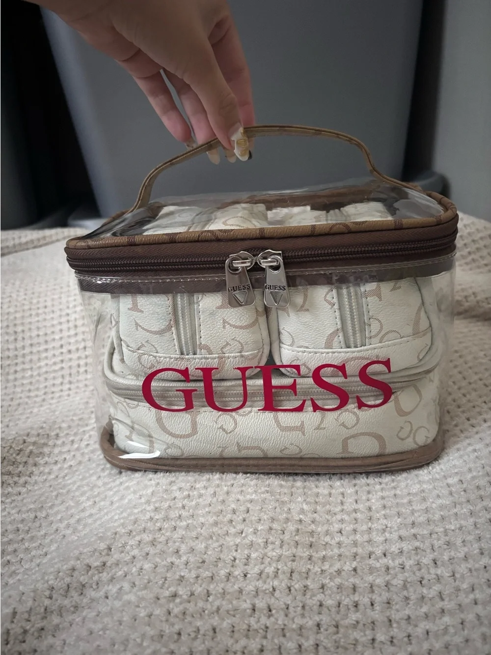 Guess Cosmetic Train Case set